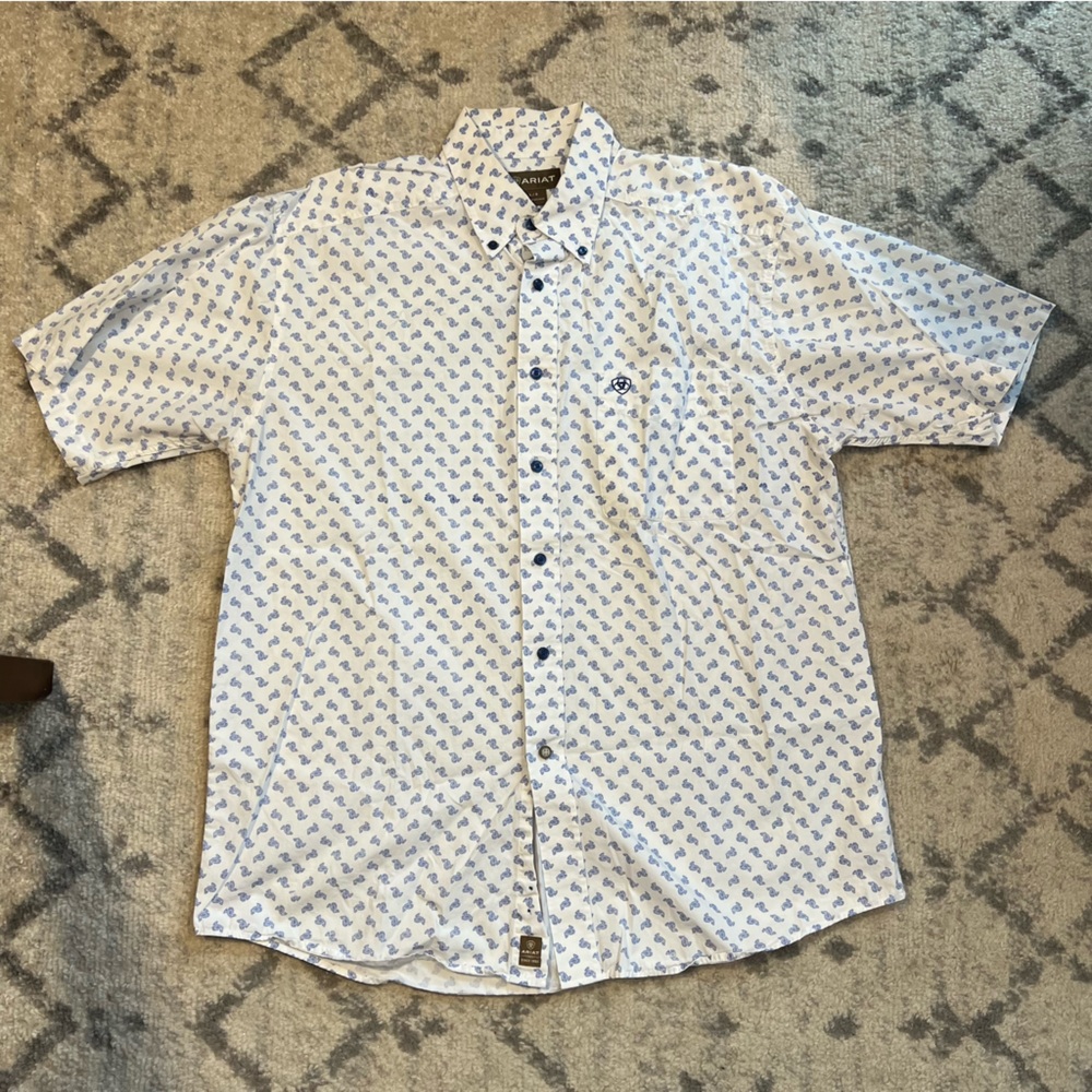 Ariat | LG short sleeve button down shirt
